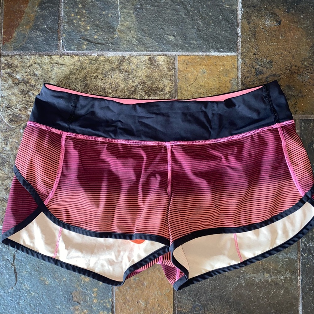 Lulu Speed Up Short - Mid Rise, 2.5” Length